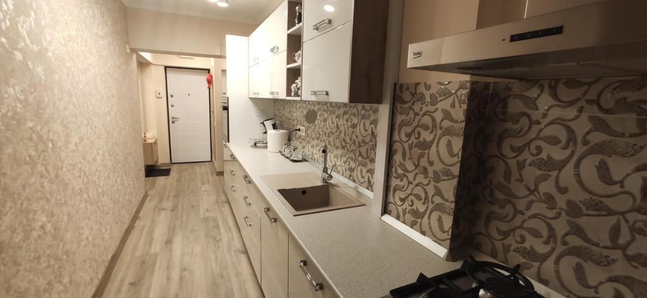 ブカレストCasa Luxアパートメント エクステリア 写真